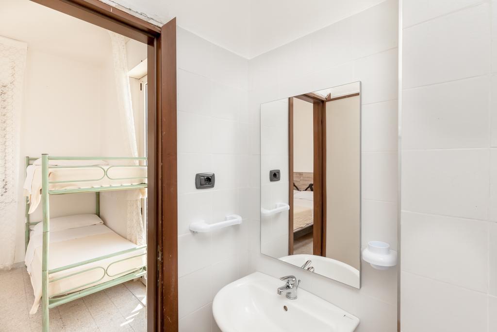 Hotel Chiar Di Luna Senigallia Luaran gambar