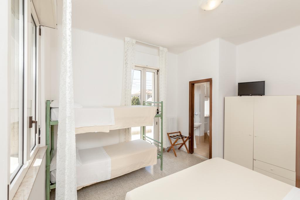 Hotel Chiar Di Luna Senigallia Luaran gambar
