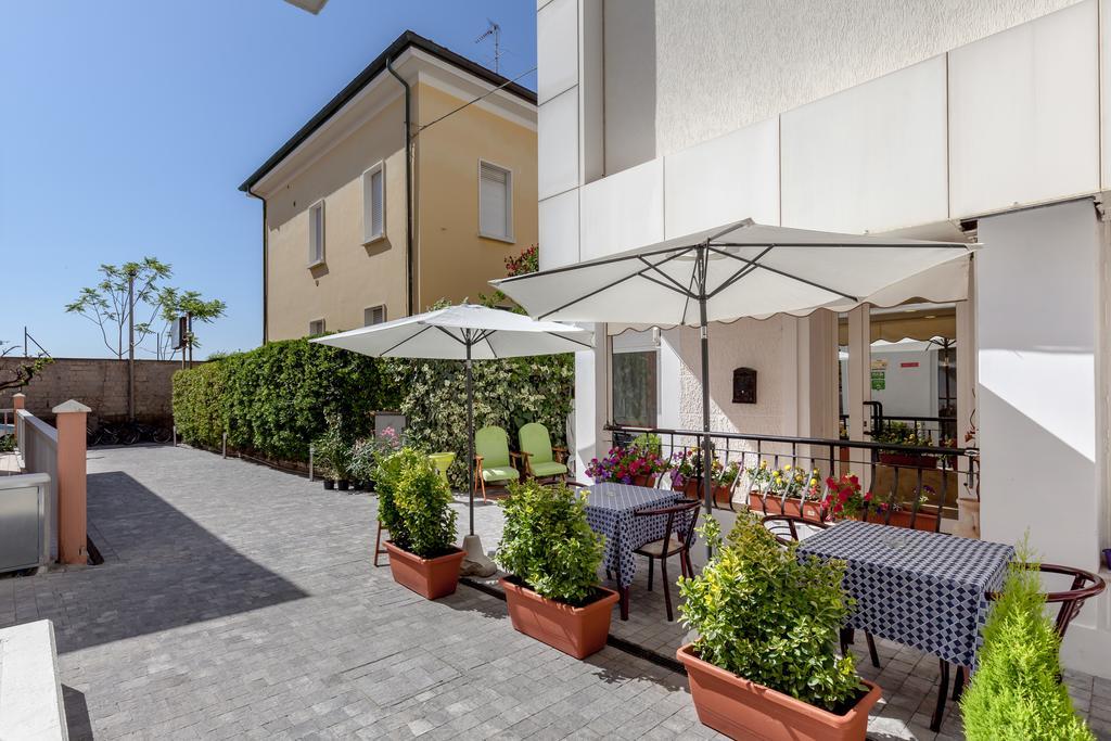 Hotel Chiar Di Luna Senigallia Luaran gambar